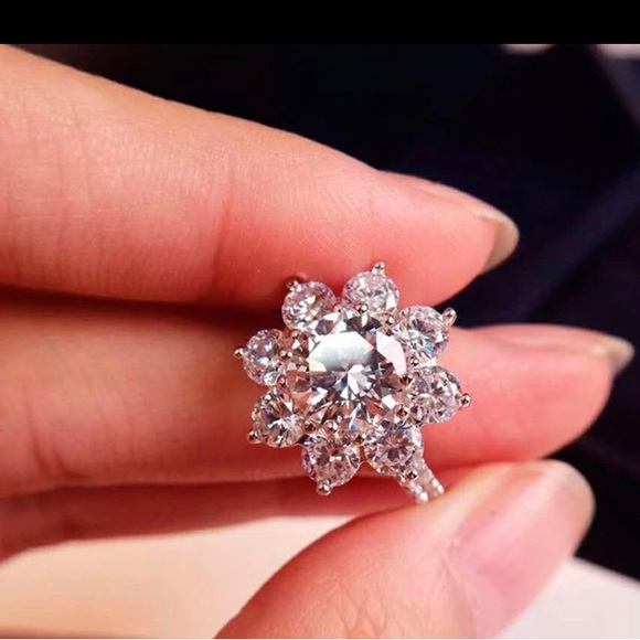 2 Ct Sun Flower Ring De Luxury Piece - Picture 5 of 6